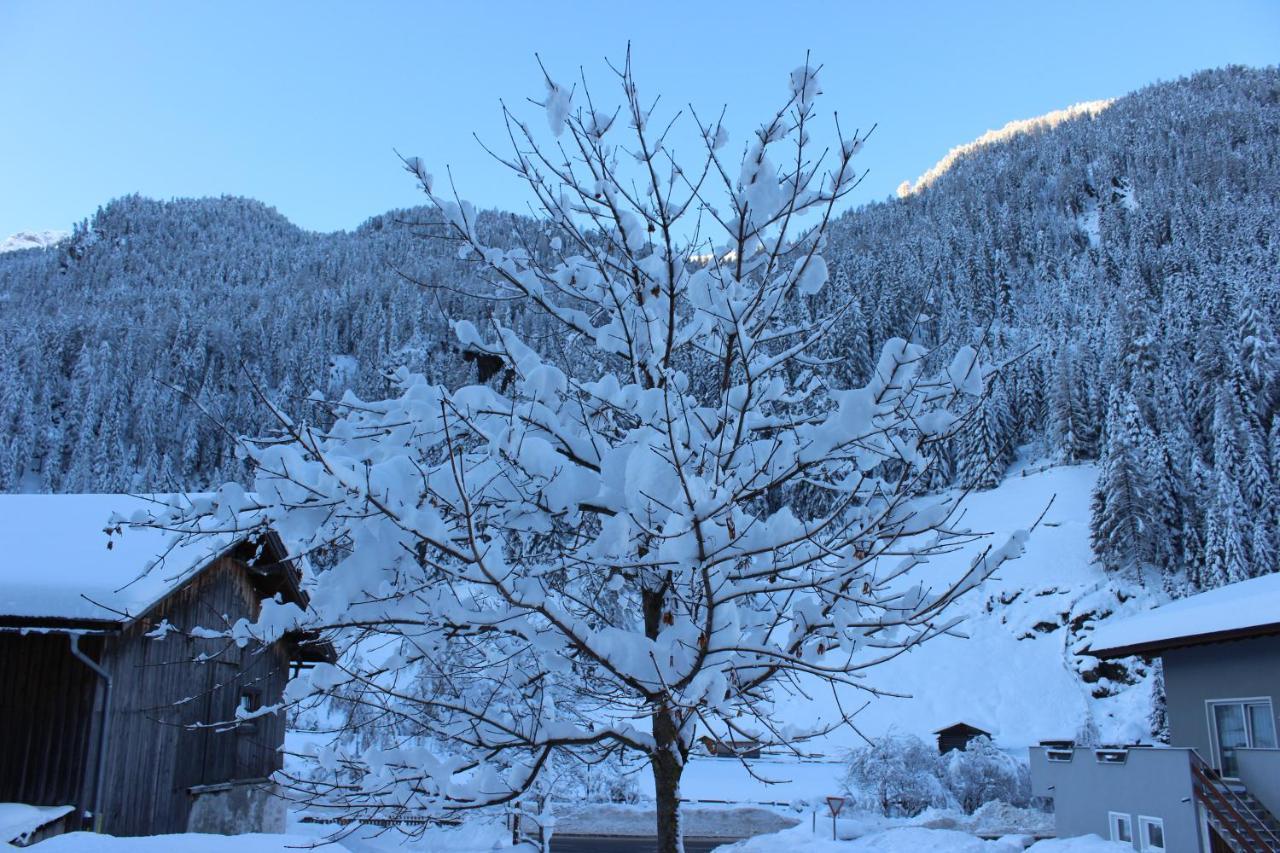 Baeckerei Schranz Bed & Breakfast Sankt Leonhard im Pitztal Bagian luar foto