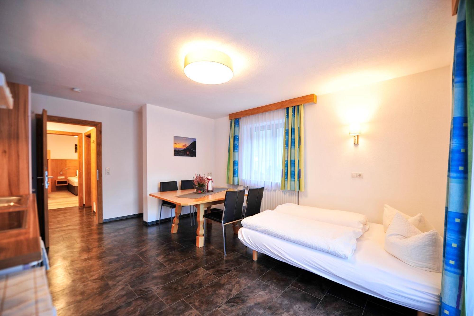 Baeckerei Schranz Bed & Breakfast Sankt Leonhard im Pitztal Bagian luar foto