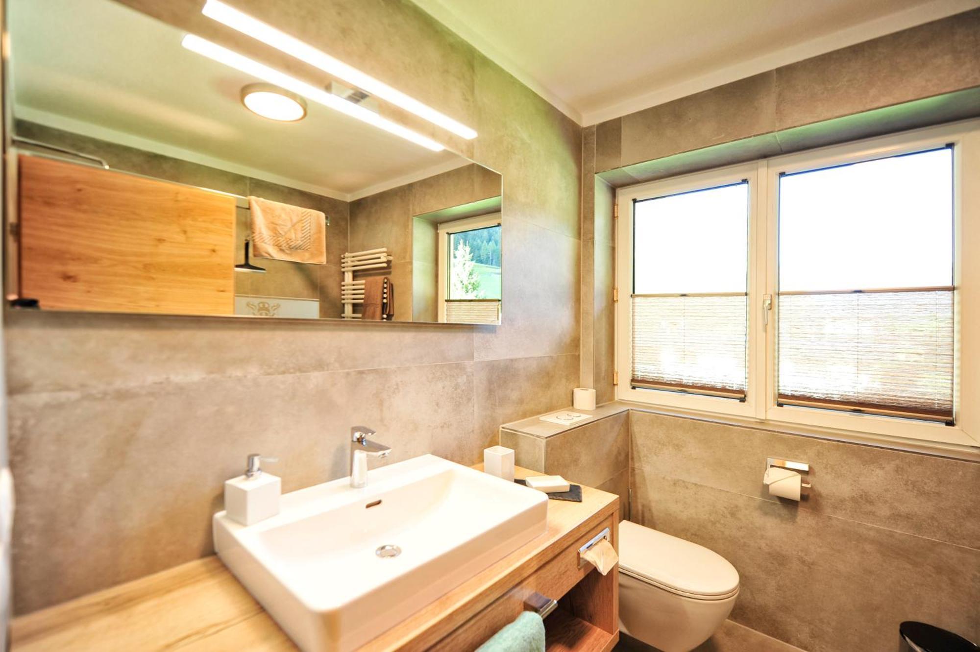 Baeckerei Schranz Bed & Breakfast Sankt Leonhard im Pitztal Bagian luar foto