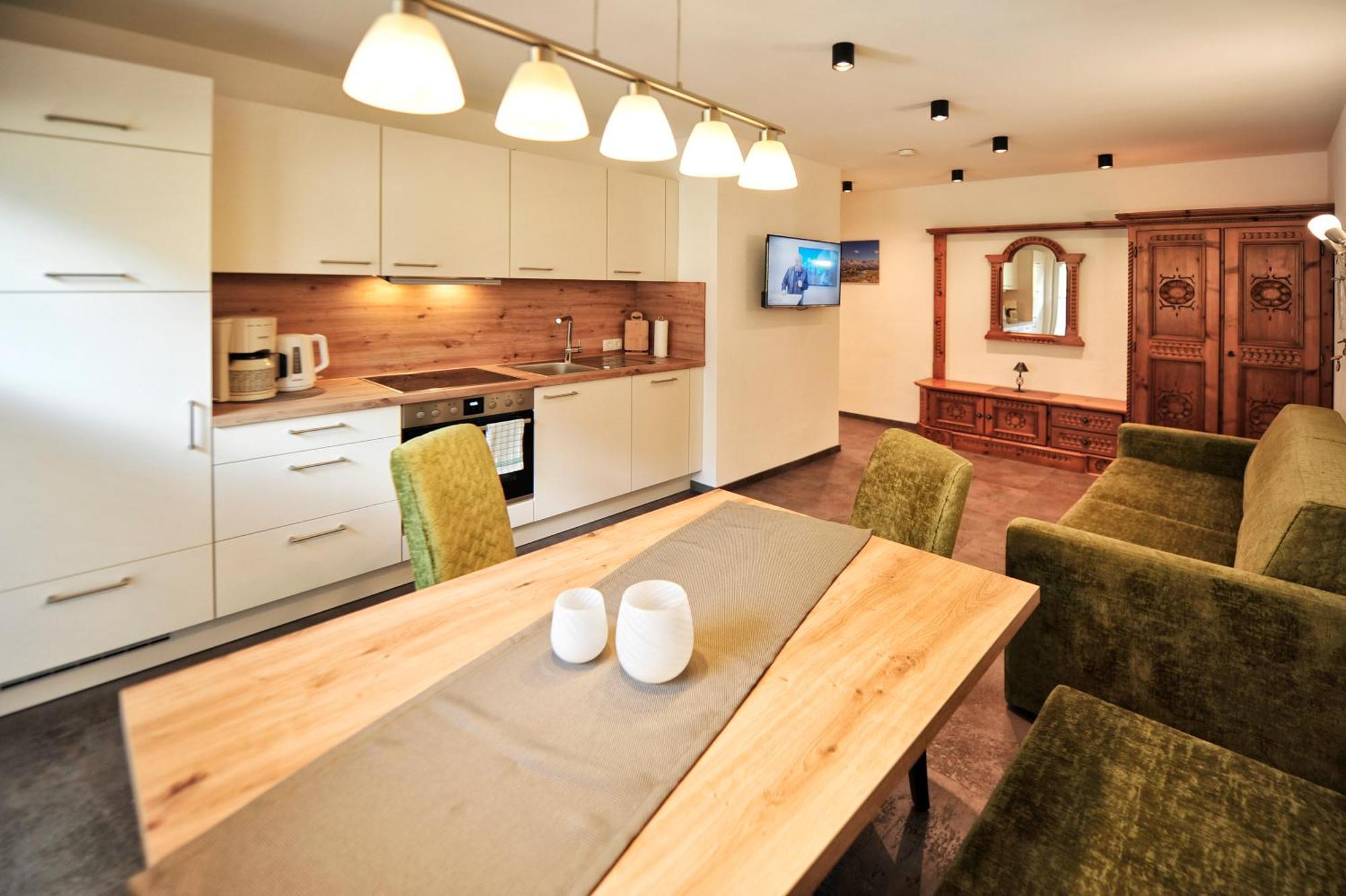 Baeckerei Schranz Bed & Breakfast Sankt Leonhard im Pitztal Bagian luar foto