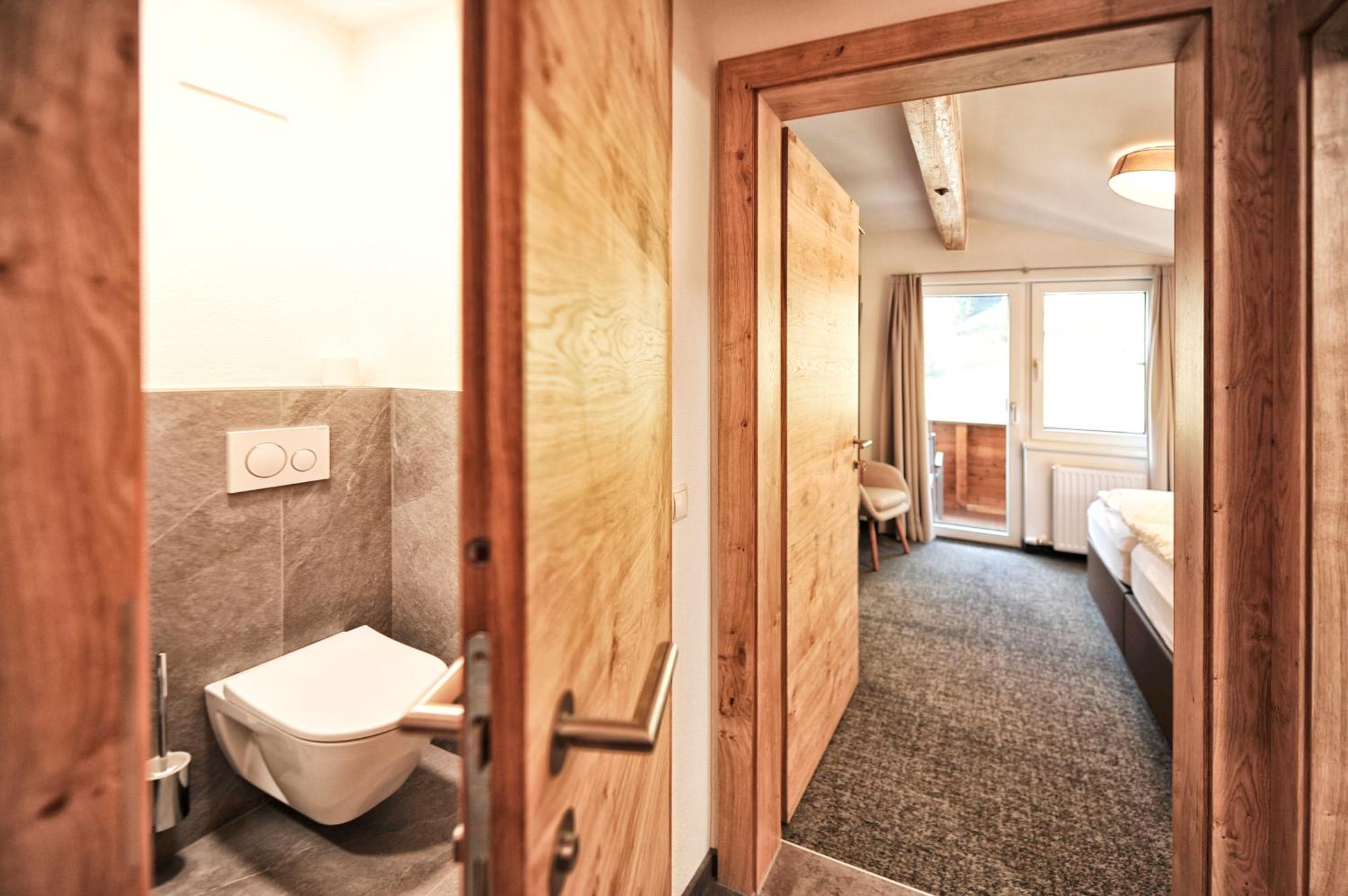 Baeckerei Schranz Bed & Breakfast Sankt Leonhard im Pitztal Bagian luar foto